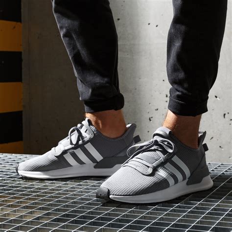 schwarz weiß grau adidas schuhe|Graue Sneaker .